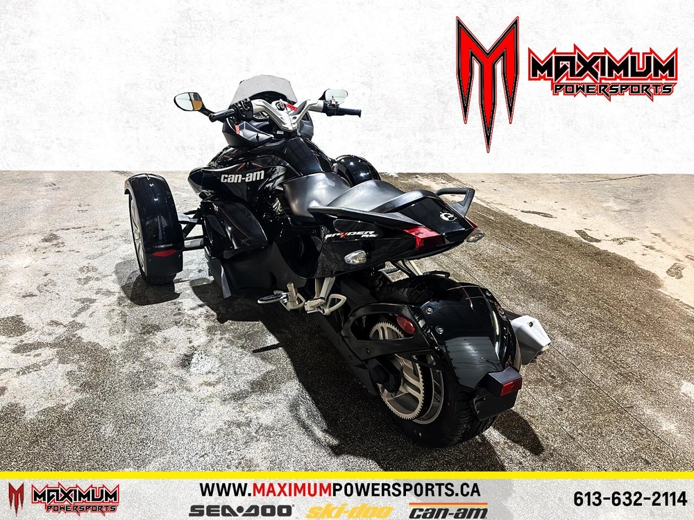 Can-am Spyder Rs Se5 2014 alt