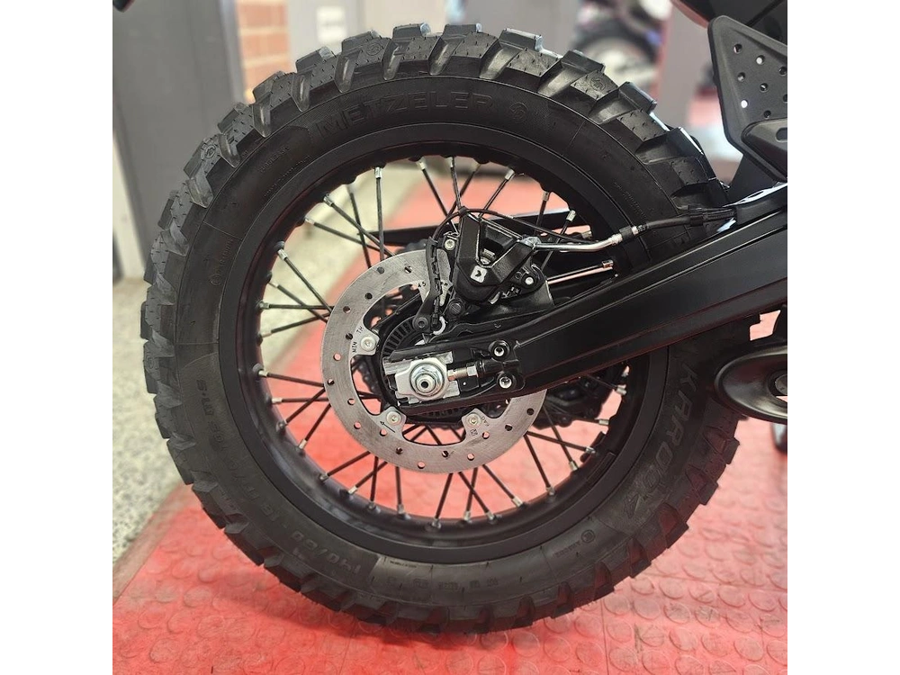 2026 Ktm Enduro 390 R alt