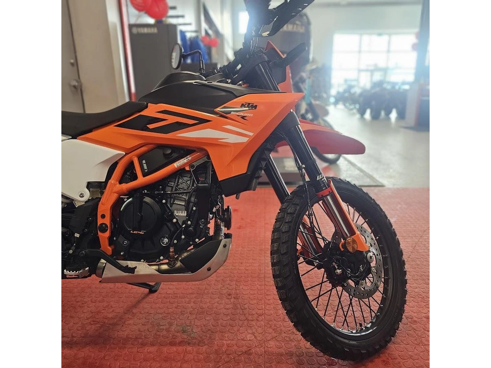 2026 Ktm Enduro 390 R alt