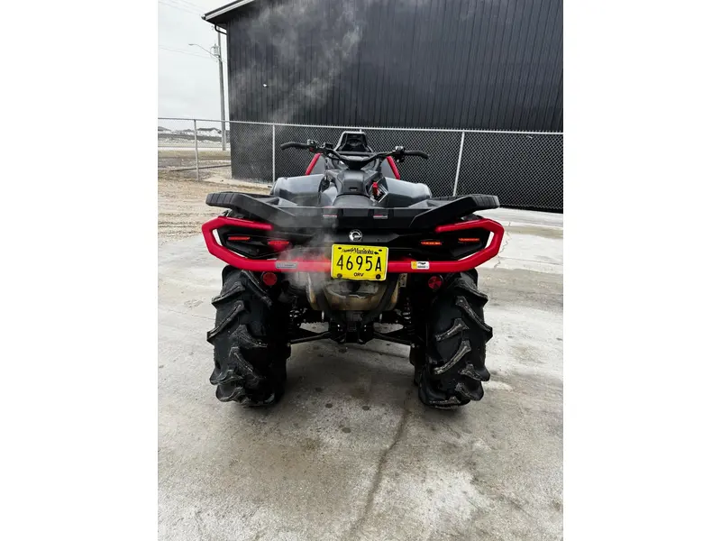 Can-Am outlander xmr 850 2025
