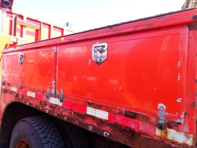 Freightliner M2112v 2007