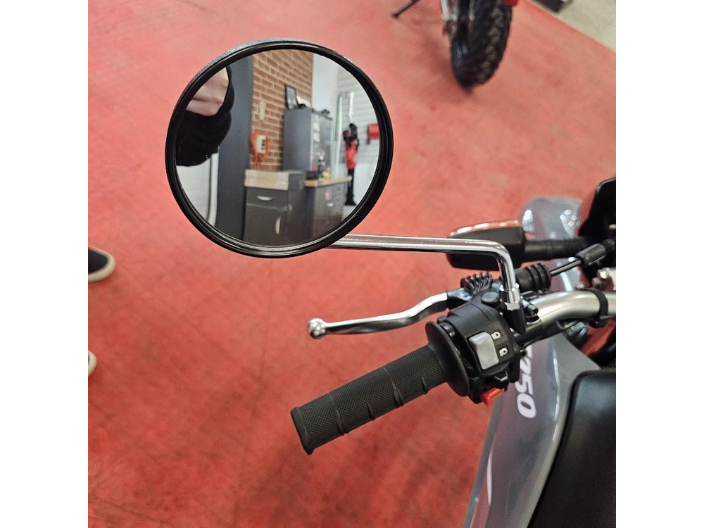 2025 Yamaha Xt 250 alt