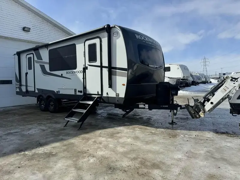 2026 Forest River ROCKWOOD ULTRA LITE 2619FK