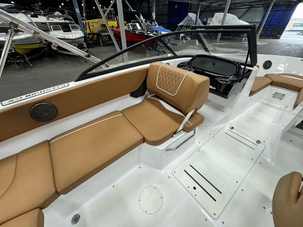 2022 Glastron 215 Gx Mercruiser 4.5l/alpha alt