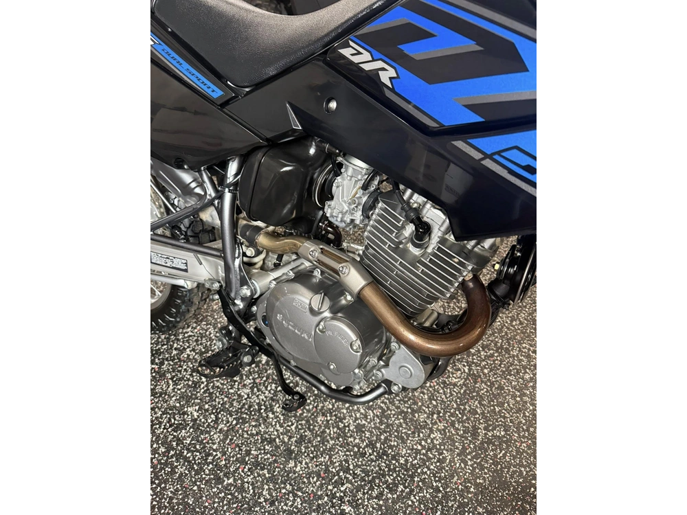 Suzuki Dr 200s 2017 alt