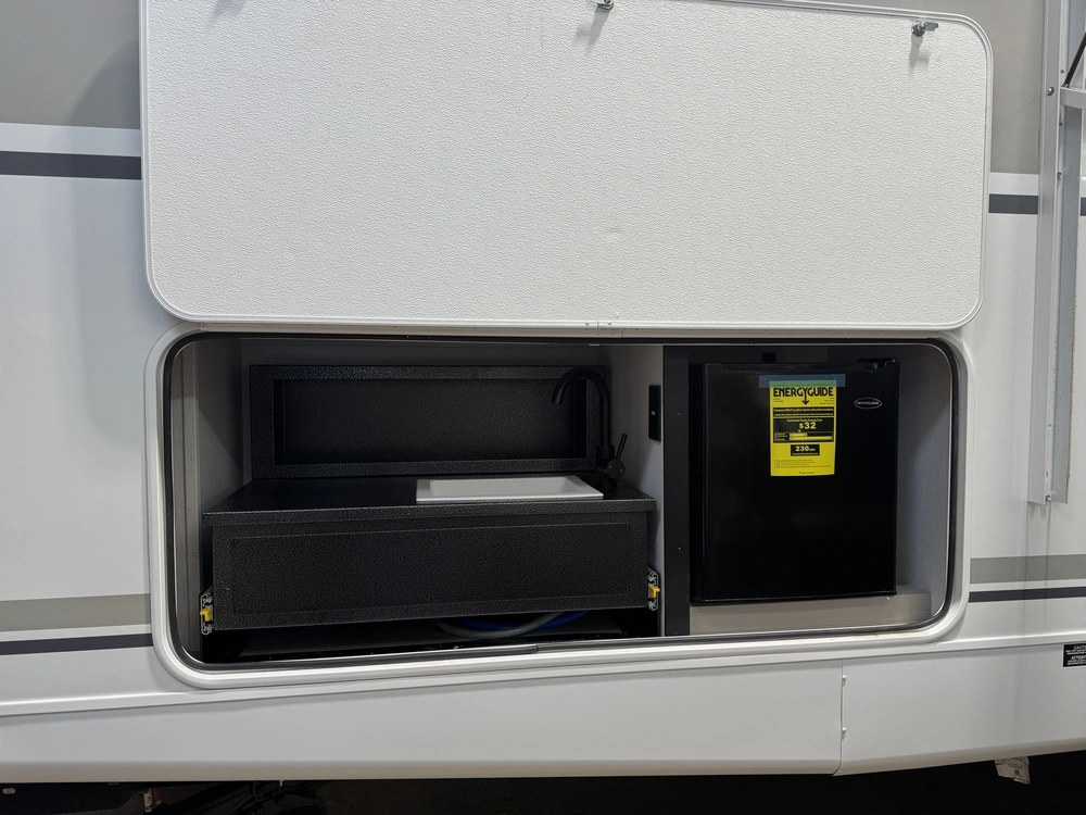 Coachmen Freedom Express 30se-320 2026 alt