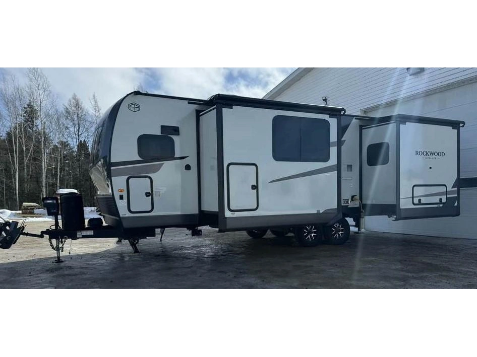 Forest River Rockwood Ultra Lite 2619fk 2026 alt