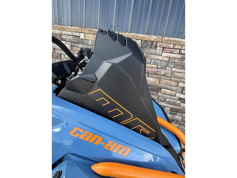 2026 Can-am Renegade Xmr 1000r Scandi Blue alt
