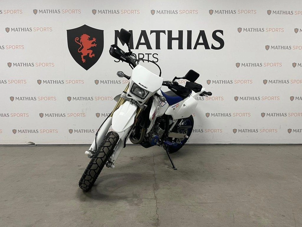 2023 Suzuki Drz400sm alt