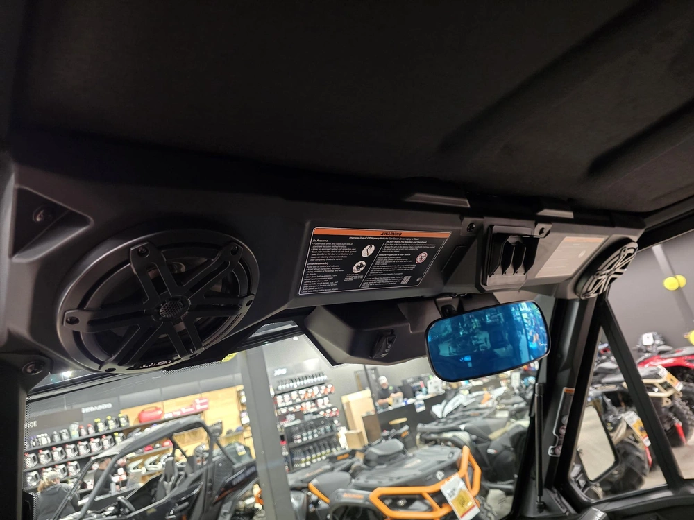 2026 Brp Defender Limited Cab Hd11 alt