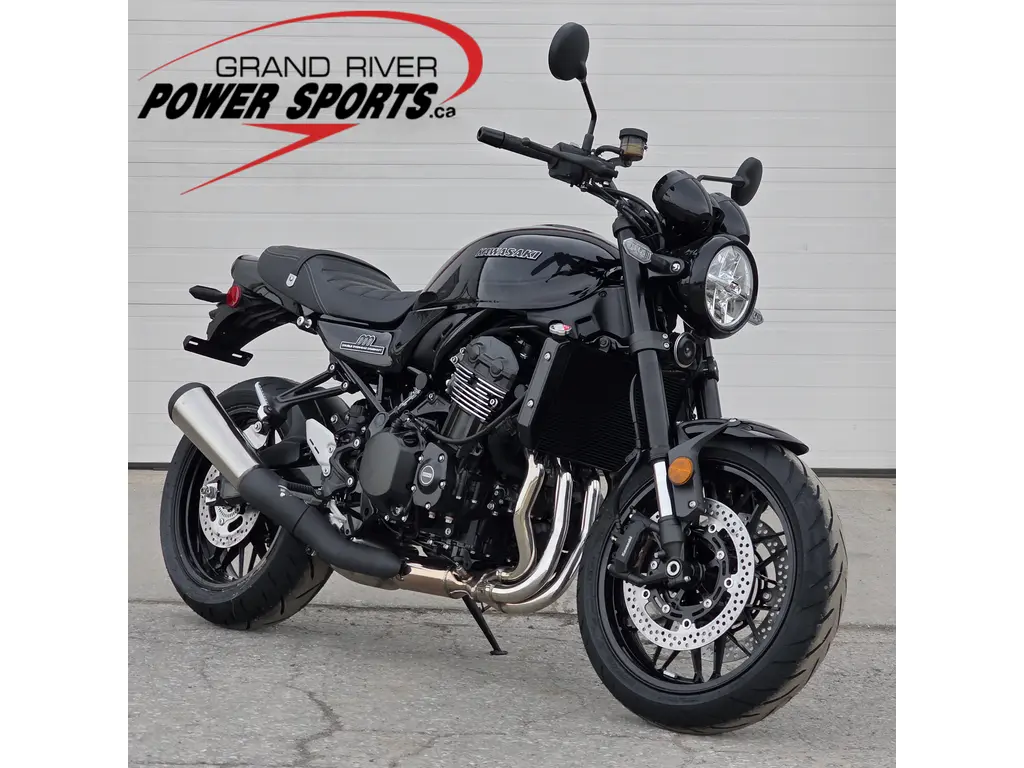 2026 Kawasaki Z900RS "Black Ball" 