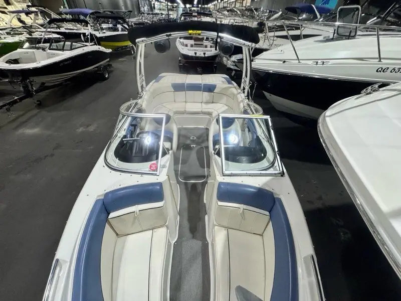 2012 Bayliner 235 thumbnail 4