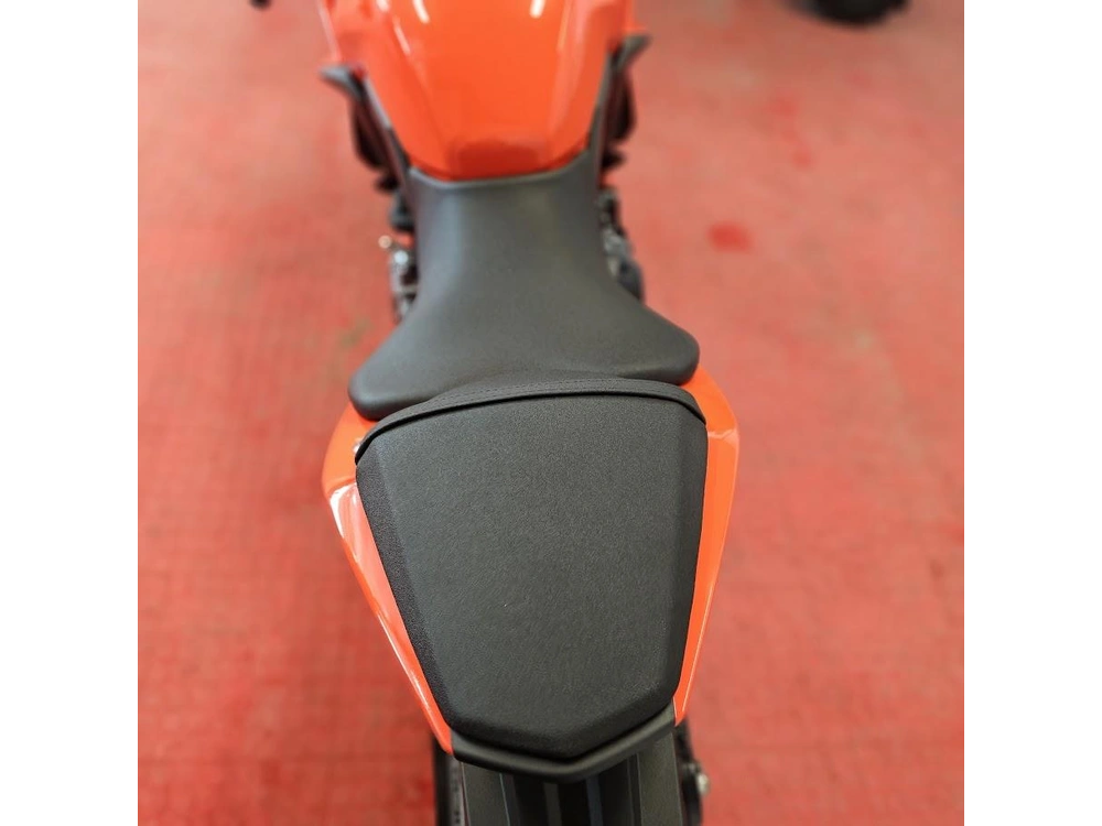 2026 Suzuki Gsx 8r alt