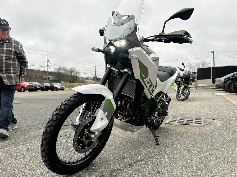 2026 Kawasaki Kle 500 Se alt