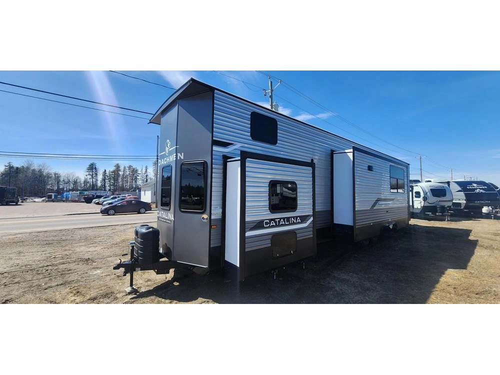 Coachmen Catalina 42condo 2026 alt