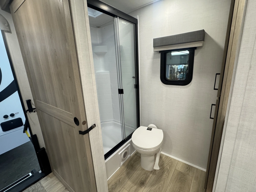 Forest River Rockwood Ultra Lite 2606ws 2026 alt