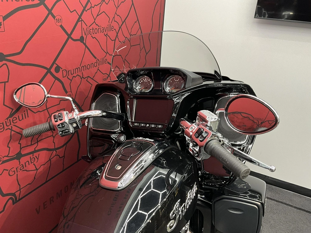 Indian Motorcycle Pursuit Limited 2024 alt
