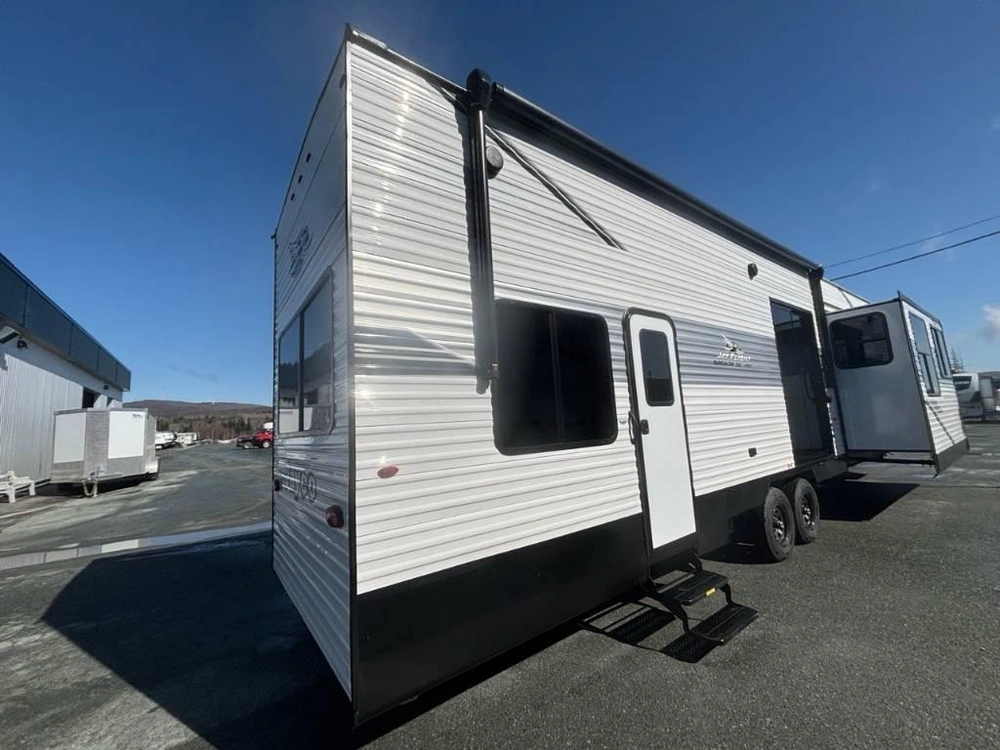 Jayco Jay Flight Bungalow 401loft 2026 alt