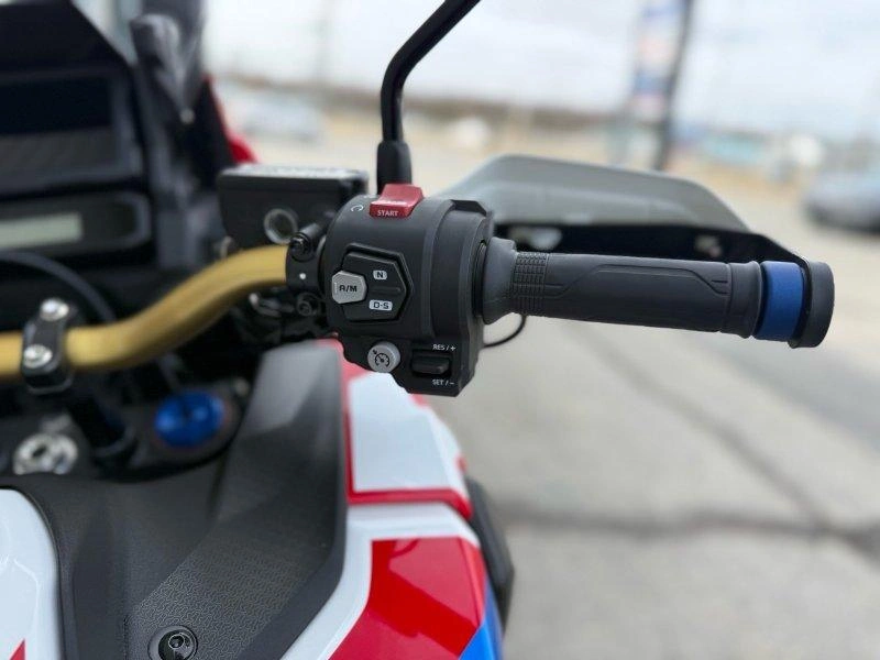 2026 Honda Africa Twin Adventure Sports Es Dct Le alt