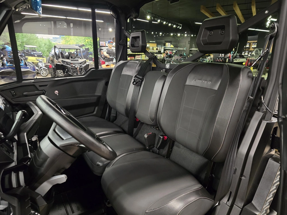 2026 Brp Defender Limited Cab Hd11 alt