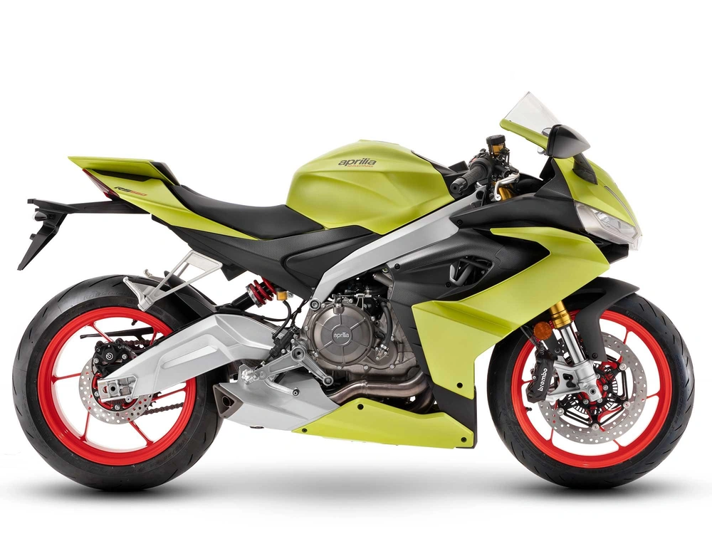 2021 Aprilia Rs660 alt
