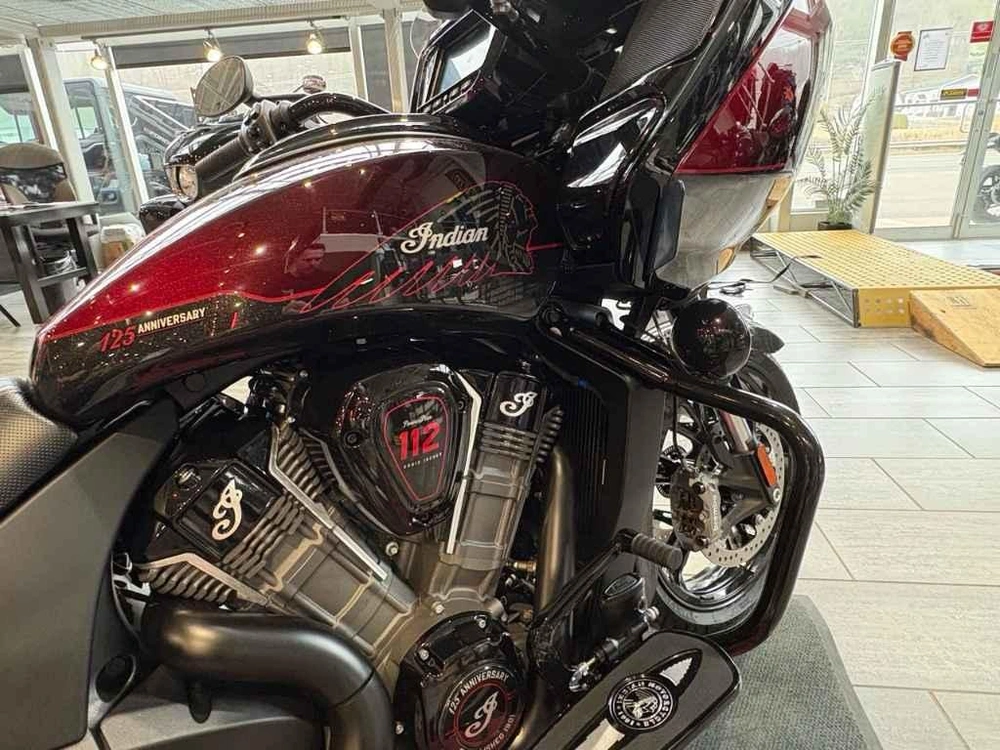 Indian Motorcycle Challenger 125th Anniversary Edition 2026 alt