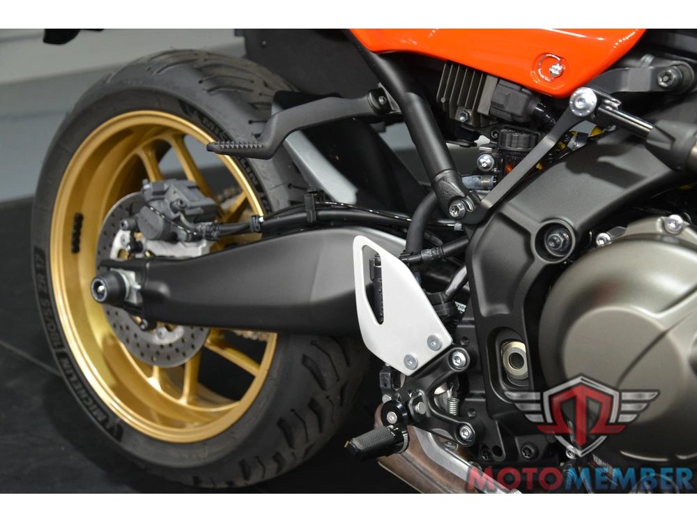 2024 Yamaha Xsr900 alt