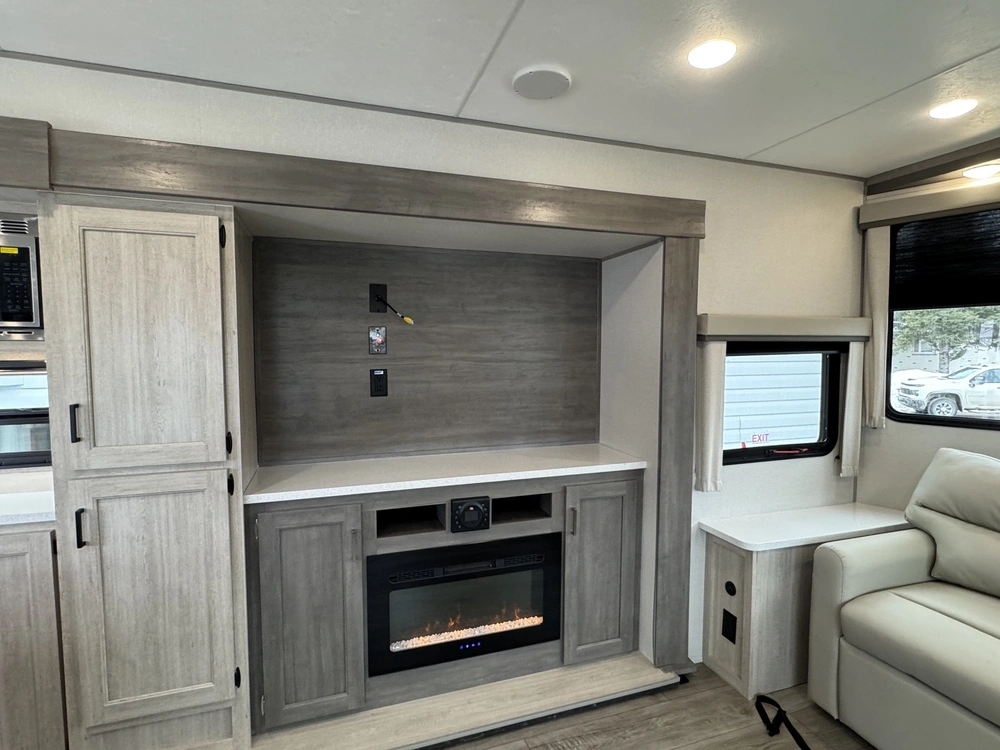 Coachmen Catalina 39mkts 2026 alt