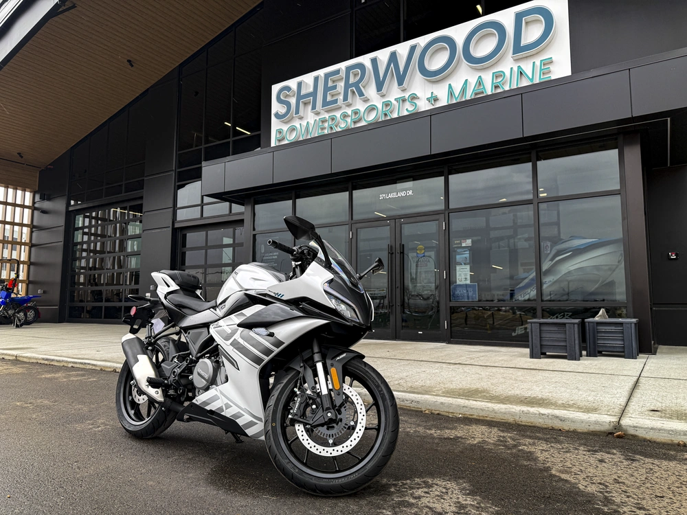 2026 Cfmoto 300ss alt