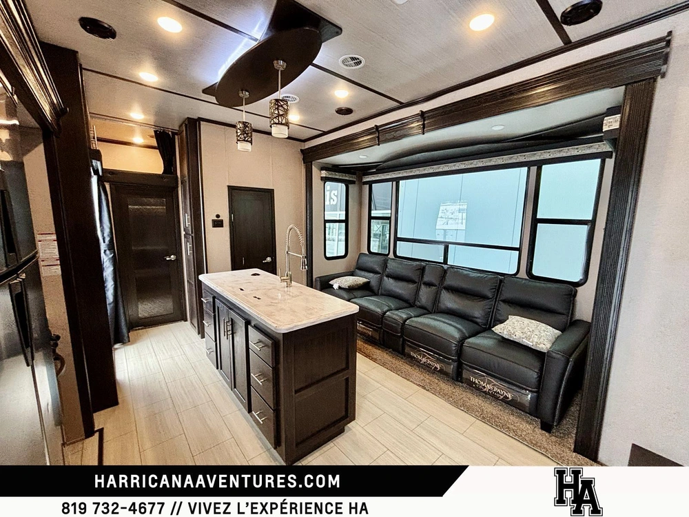 2018 Xlr Tunderbolt 422amp alt