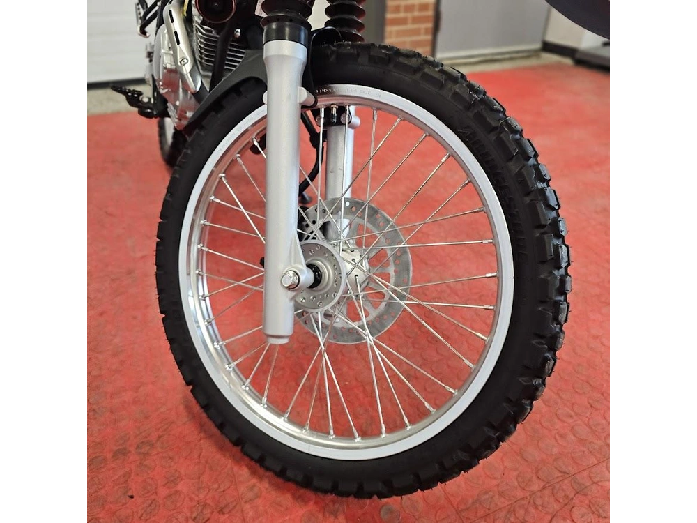 2025 Yamaha Xt 250 alt