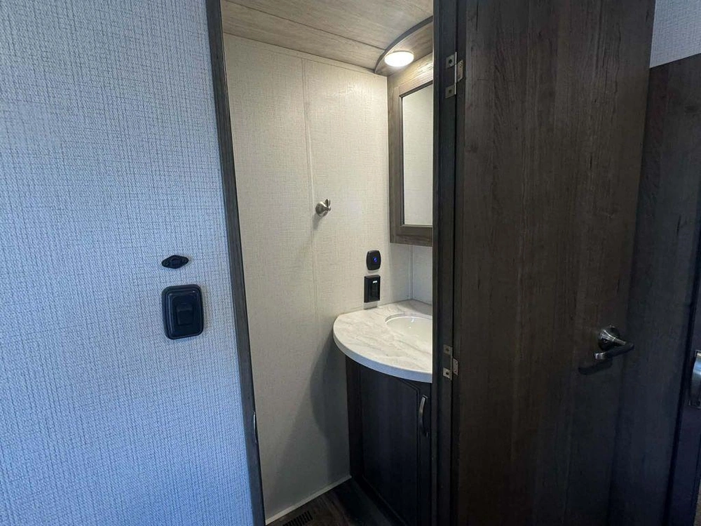 Keystone Rv Cougar 32bhs 2022 alt