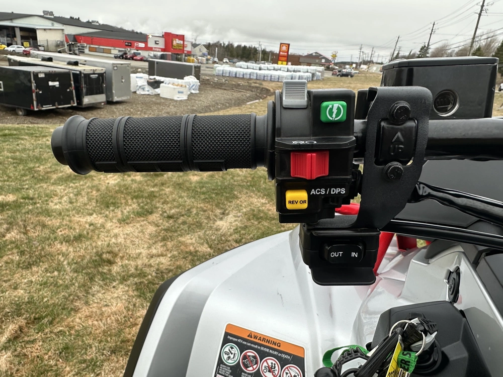 2024 Can-am Outlander Xmr 1000r alt