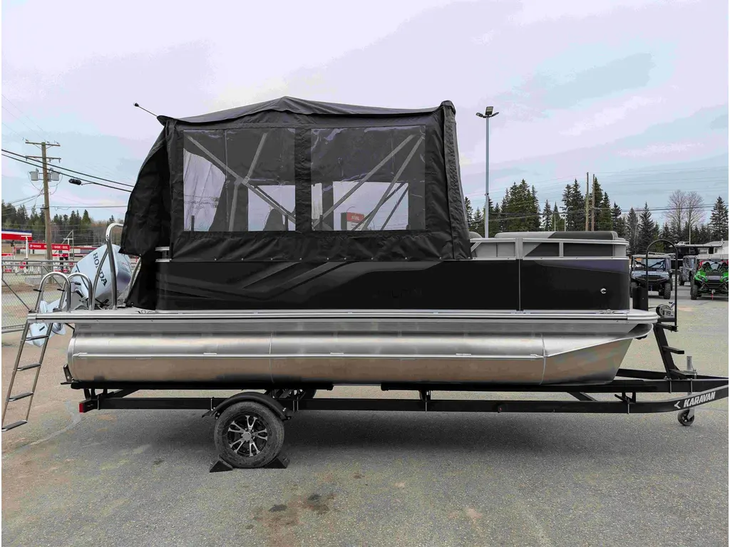 2026 Avalon 1980 Venture Rear Fish 