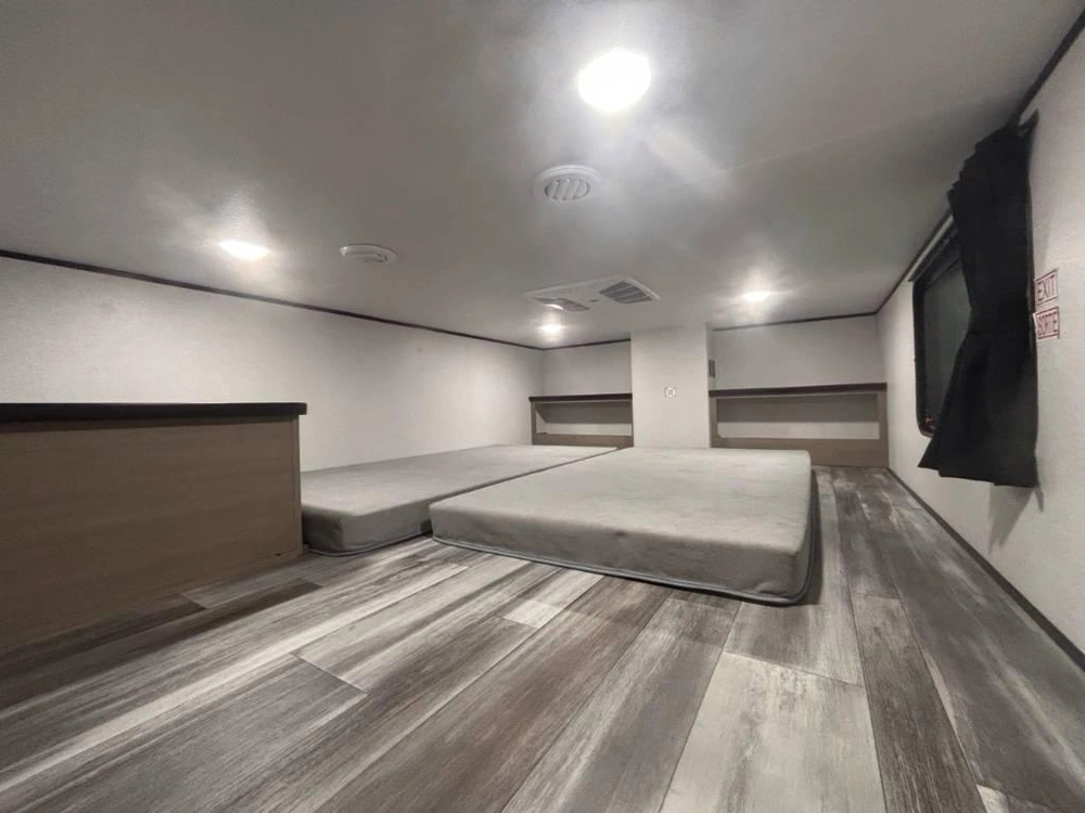 Jayco Jay Flight Bungalow 401loft 2026 alt