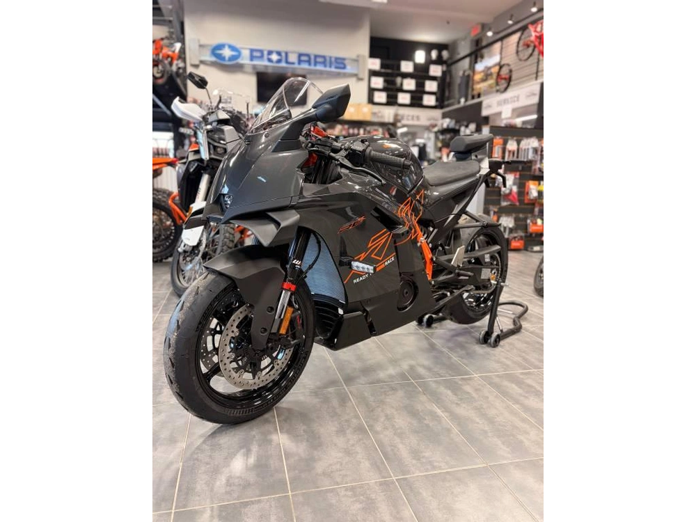Ktm 990 Rc R 2026 alt