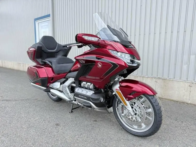 2026 Honda Gold wing Tour DCT Airbag thumbnail 2