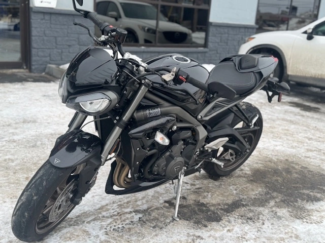 Triumph Street Triple 765 Rs 2023 alt
