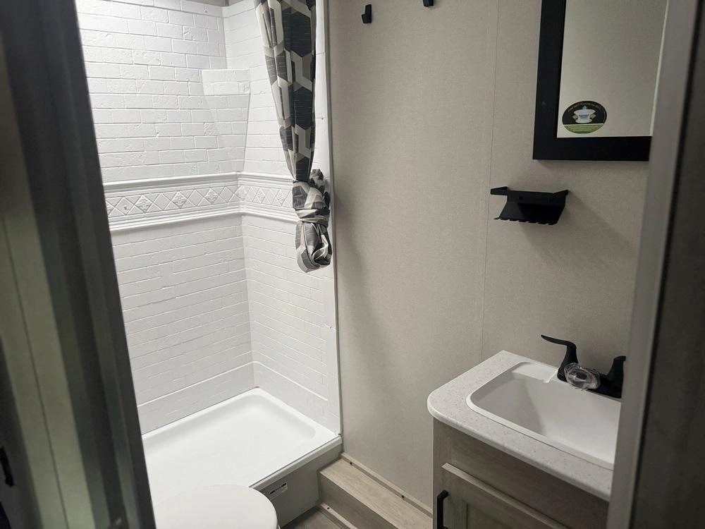 Coachmen Catalina 261bh 2026 alt