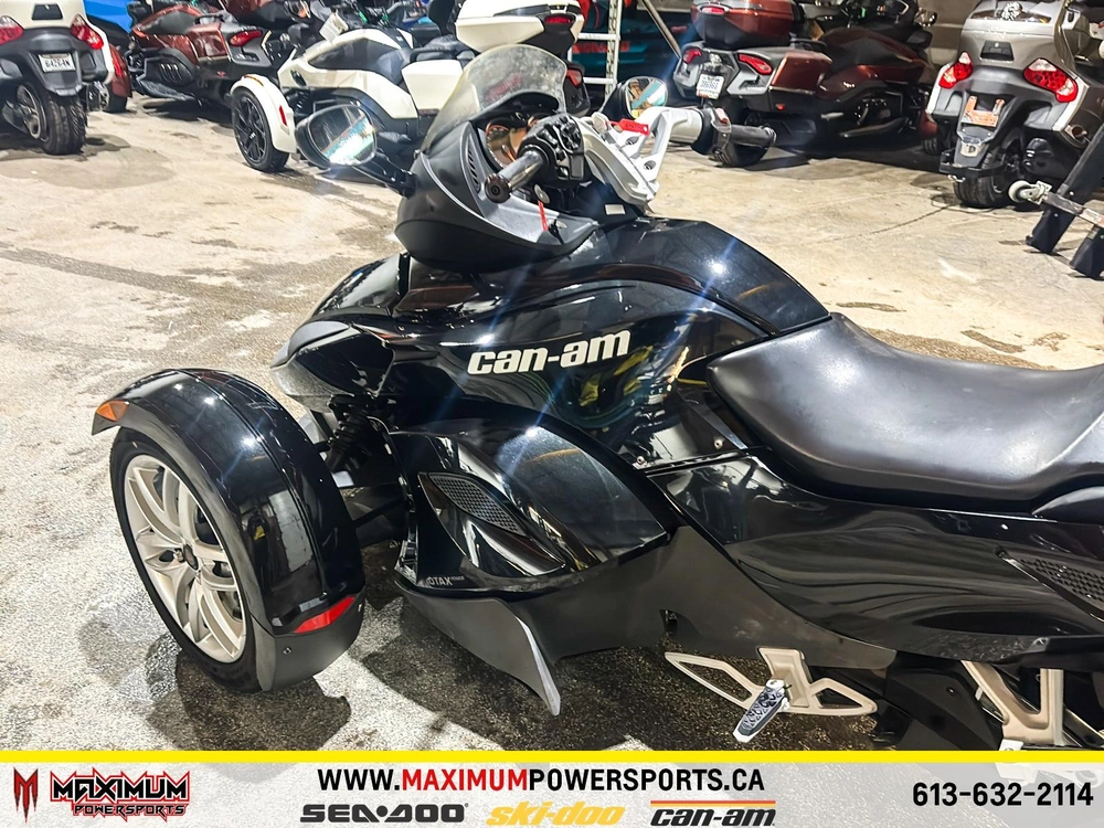 Can-am Spyder Rs Se5 2014 alt