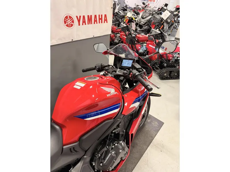 Honda CBR650R CBR 650R E-CLUTCH 2026