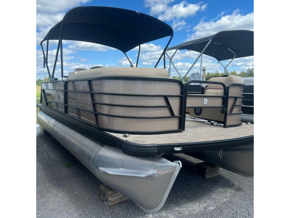 2023 Godfrey Marine Sweetwater 2186 Fs alt