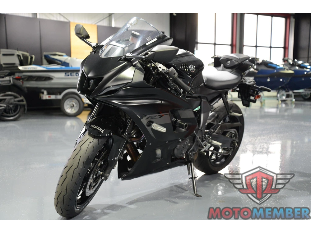 2025 Yamaha Yzf-r7 alt