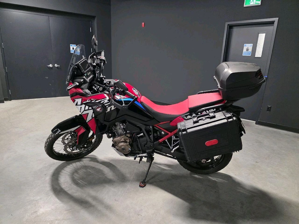 Honda Crf1100 Africa Twin 2023 alt