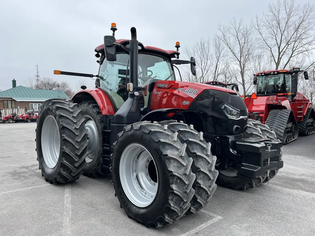 Case IH Optum 300 CVX 2024