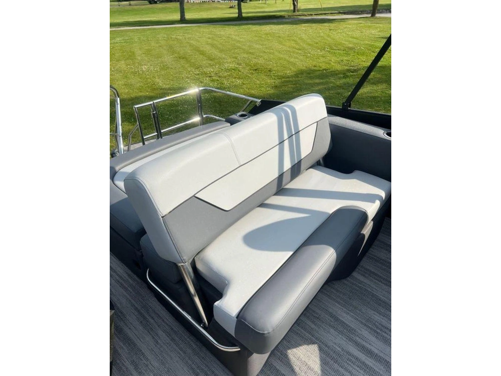 2025 Godfrey Marine Monaco 235 Sfl 27" Tri-toon alt