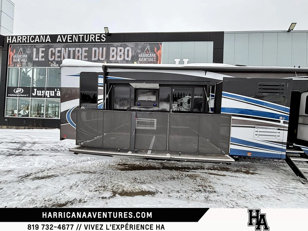 2018 Xlr Tunderbolt 422amp alt