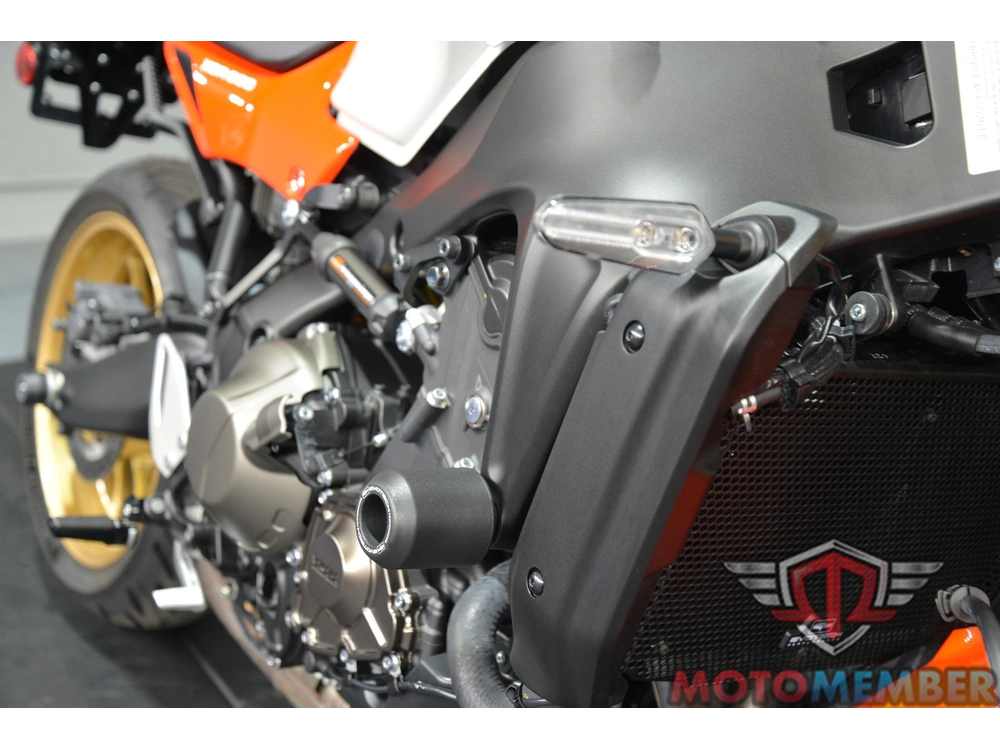 2024 Yamaha Xsr900 alt