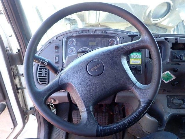 Freightliner M2112v 2007