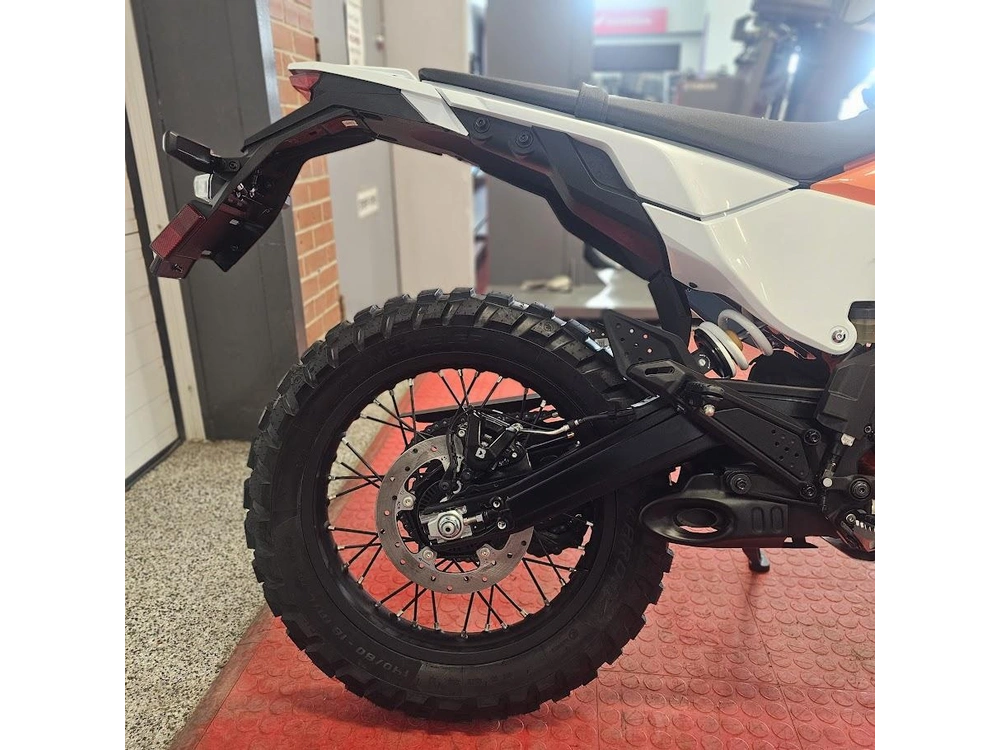 2026 Ktm Enduro 390 R alt